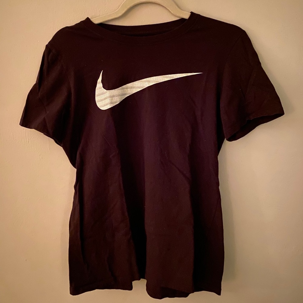 Nike tee